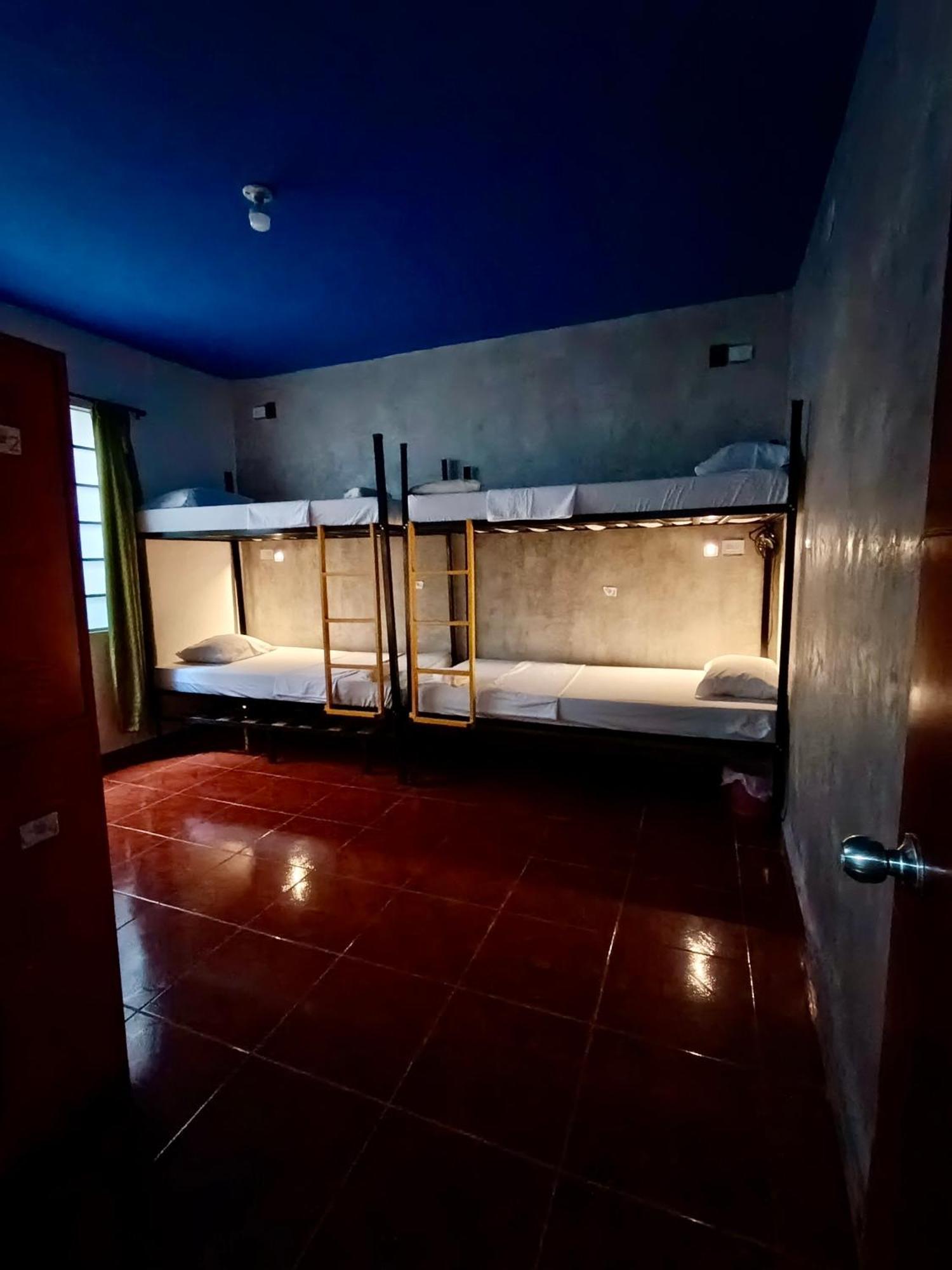 Ding-dong Hostel *
